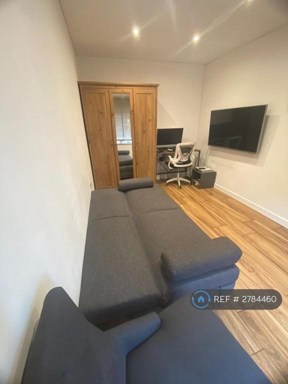 Room 1