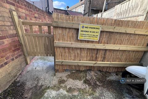 undefined, Eastern Avenue, Ilford, IG2