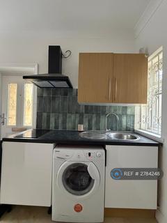 undefined, Osterley, Isleworth, TW7