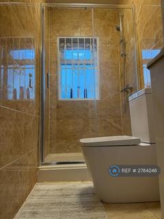 undefined, Osterley, Isleworth, TW7