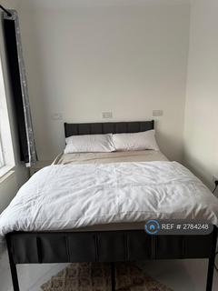 undefined, Osterley, Isleworth, TW7