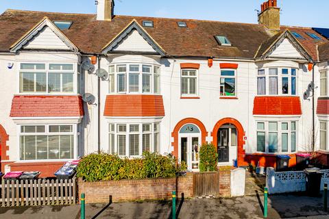 Ronald Hill Grove, Leigh-on-sea, SS9