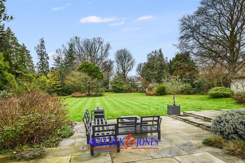 5 bedroom detached house for sale, Hanging Hill Lane, Hutton, Brentwood