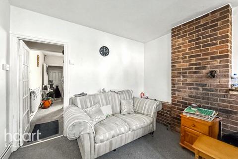 undefined, Amity Road, READING