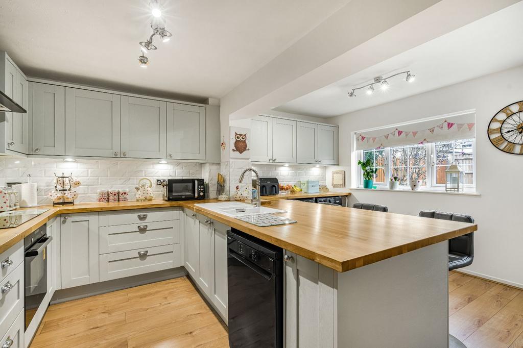 Kitchen/Breakfast
