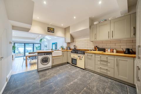 3 bedroom terraced house for sale, Leahurst Road, Hither Green, London, SE13