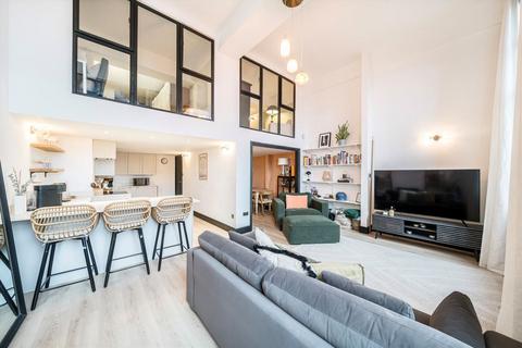 2 bedroom flat for sale, Fairfield Road, London E3
