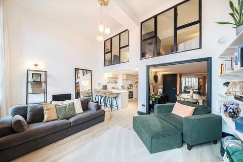 2 bedroom flat for sale, Fairfield Road, London E3