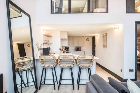 2 bedroom flat for sale, Fairfield Road, London E3