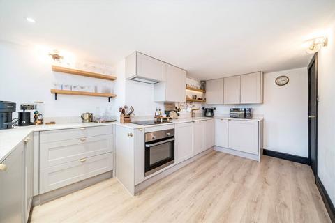 2 bedroom flat for sale, Fairfield Road, London E3