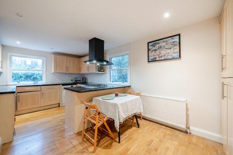 3 bedroom maisonette for sale, Roskell Road, Putney, London, SW15