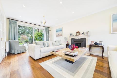 undefined, Duncan Gardens, Purley on Thames, Reading, Berkshire, RG8