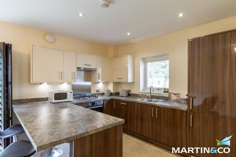 2 bedroom apartment to rent, Kensington Court, Highfield Road, Edgbaston, B15