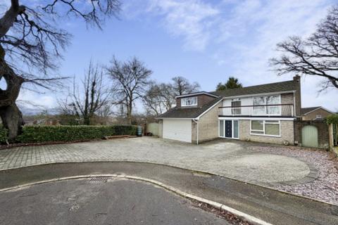 Lynwood Drive, Merley