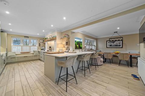 undefined, Colchester Road, Bures Hamlet CO8