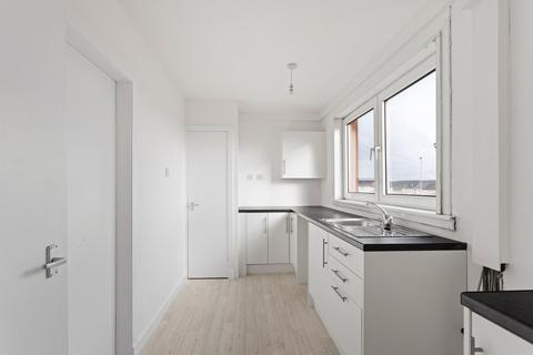 2 bedroom terraced house to rent, Ballochnie Drive, North Lanarkshire ML6