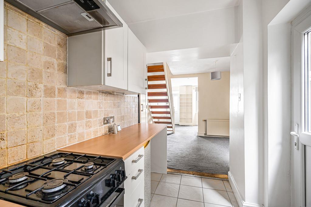 Kitchen (2)