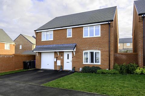 5 bedroom detached house for sale, Cowpasture Drive, Felixstowe IP11