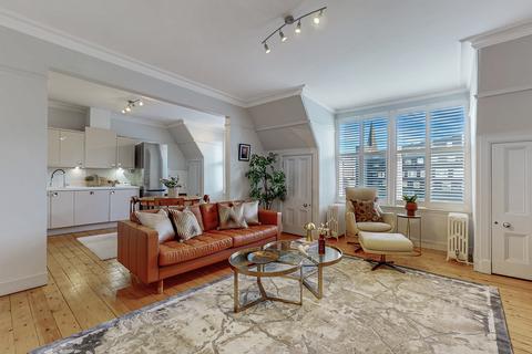 2 bedroom flat for sale, Grosvenor Crescent, Glasgow G12