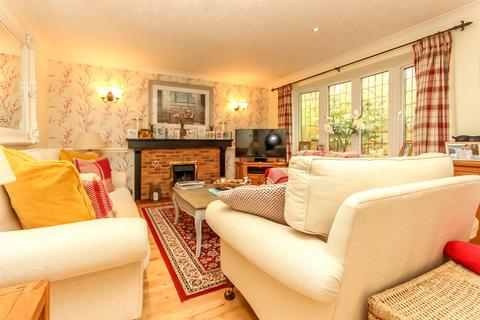 undefined, Wye Close, Wellingborough NN8