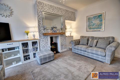 undefined, Denham Avenue, Fulwell
