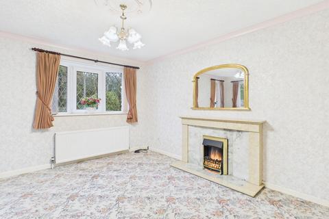 2 bedroom detached bungalow to rent, 5 Laburnum Park, Carnforth, Lancashire, LA5 9FB