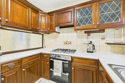 2 bedroom detached bungalow to rent, 5 Laburnum Park, Carnforth, Lancashire, LA5 9FB