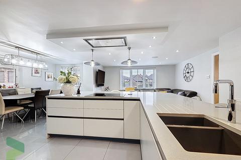 4 bedroom detached house for sale, Jacks Key Drive, Darwen