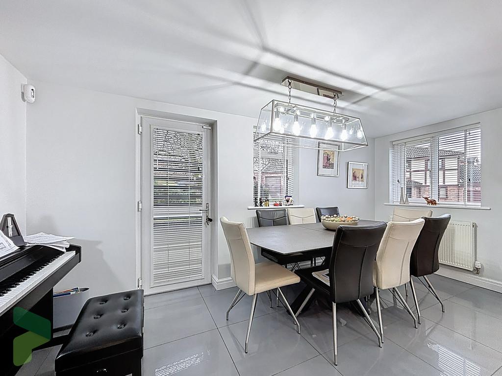 Breakfast kitchen. Living and Dining