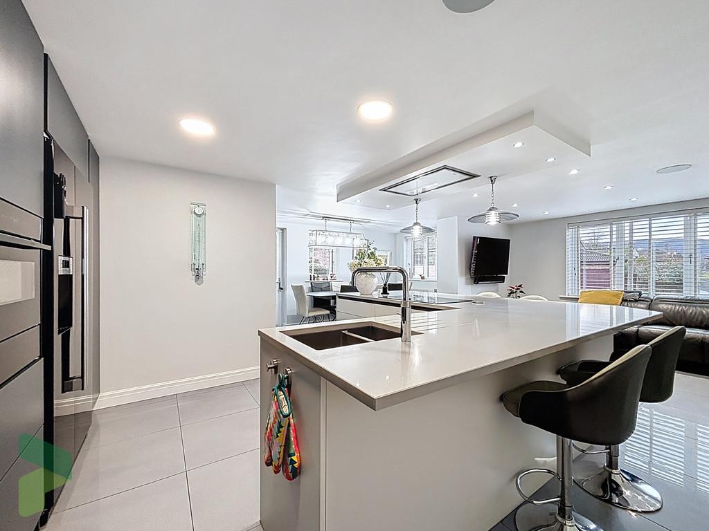 Breakfast kitchen. Living and Dining