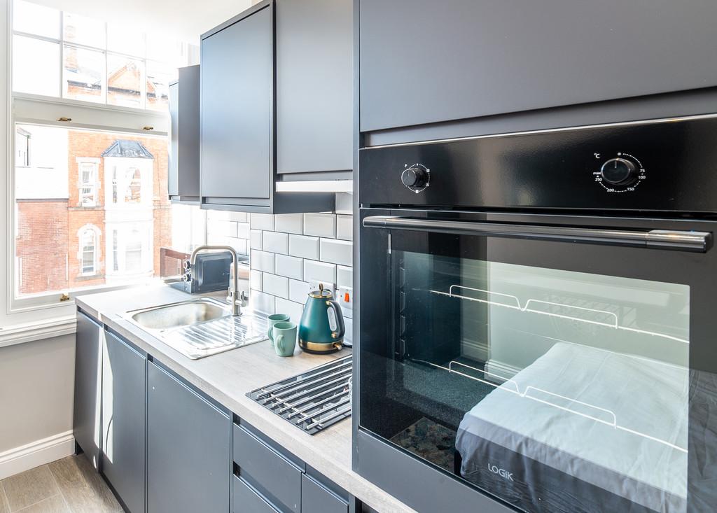 Canning Place B206-004