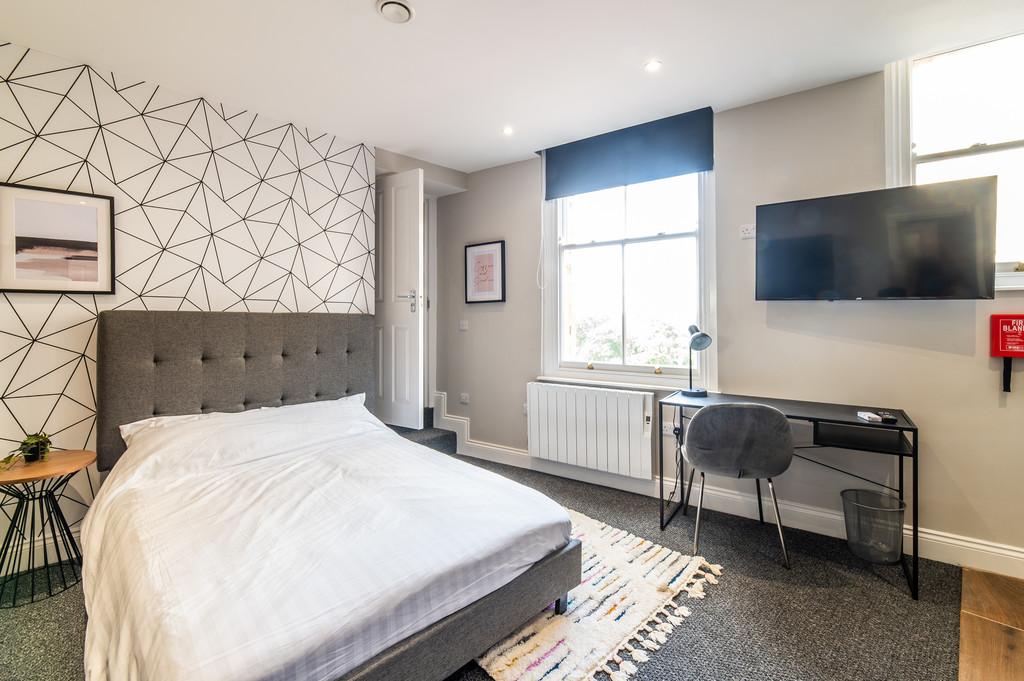Canning Place B204-002
