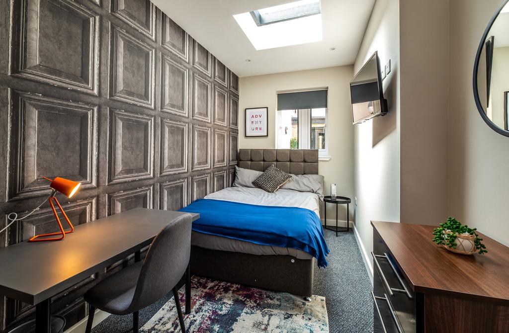 The Maze apt 4-008