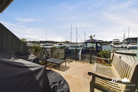 undefined, Bryher Island, Portsmouth PO6