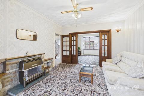 5 bedroom semi-detached house for sale, Beamhill Road, Burton-on-Trent