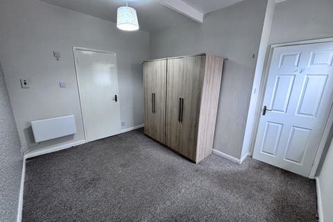 1 bedroom ground floor flat to rent, Station Road, Bovey Tracey