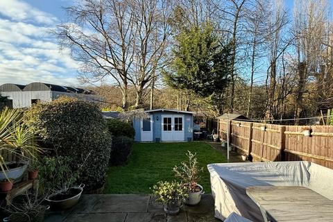 3 bedroom semi-detached house for sale, Kings Road, Melton Mowbray