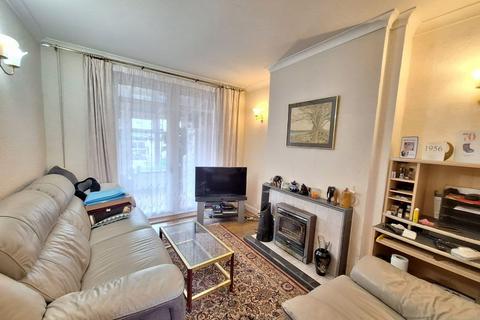 3 bedroom terraced house for sale, London NW9