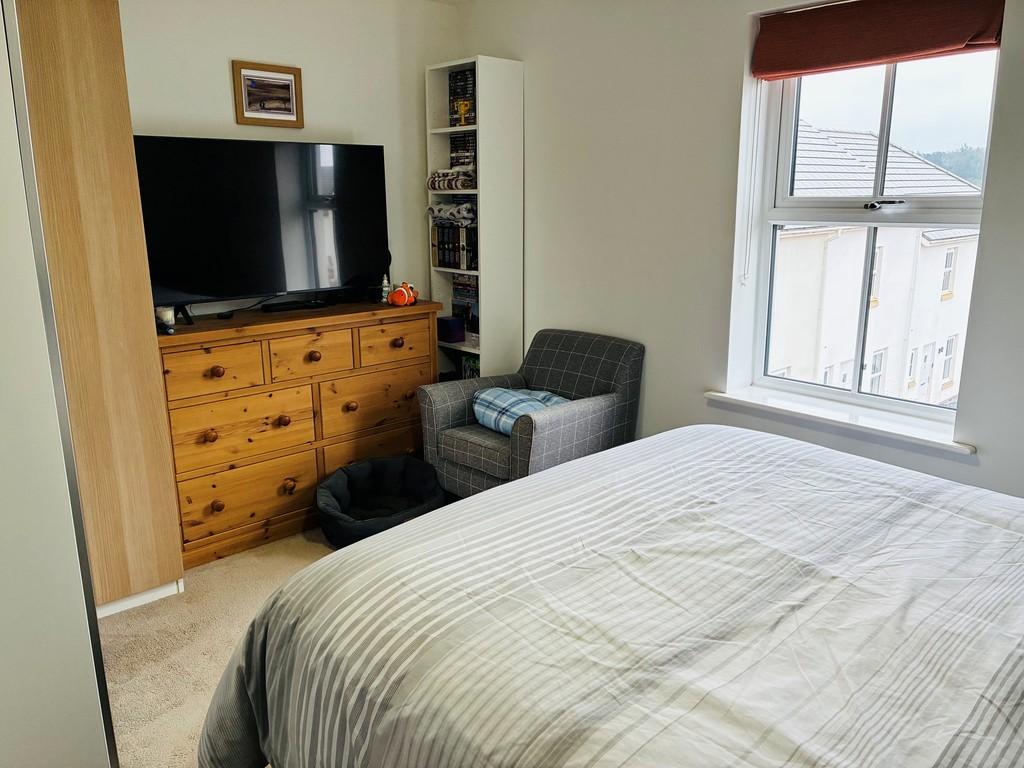Rear Bedroom