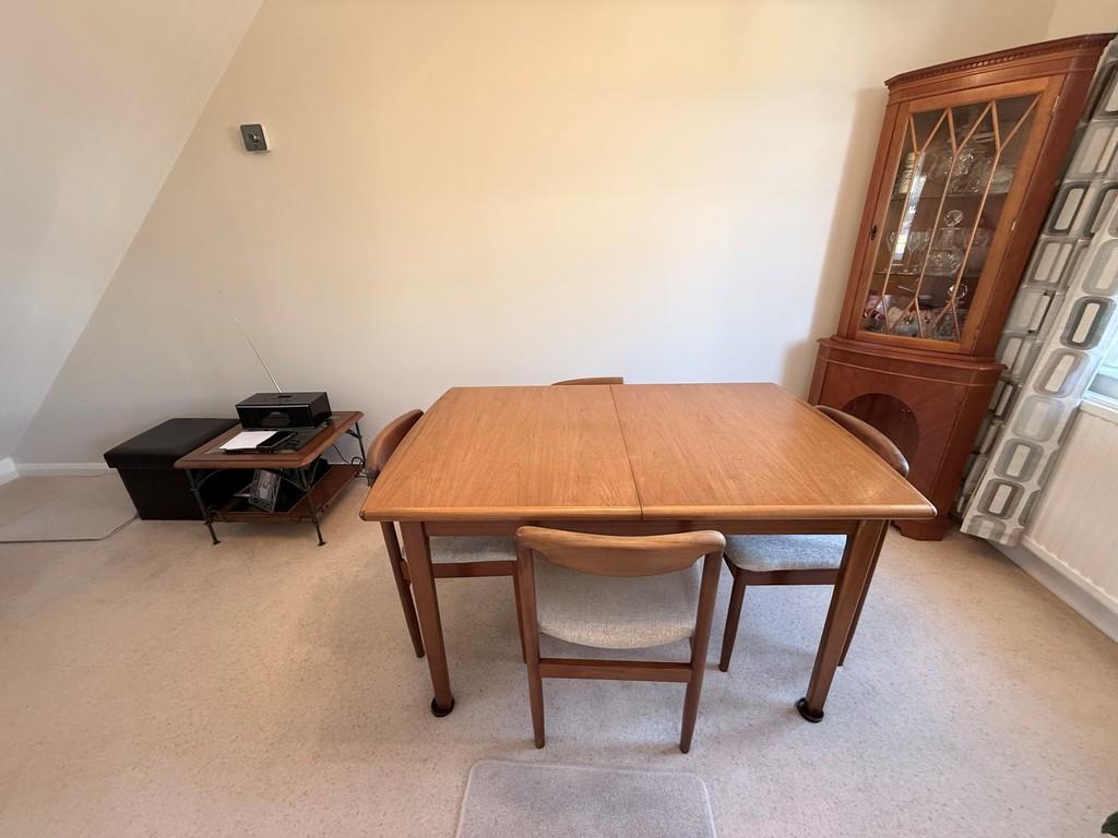 44 Davits Drive Dining 2