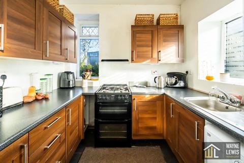 2 bedroom end of terrace house for sale, Coedpenmaen Road, Pontypridd, CF37 4LR