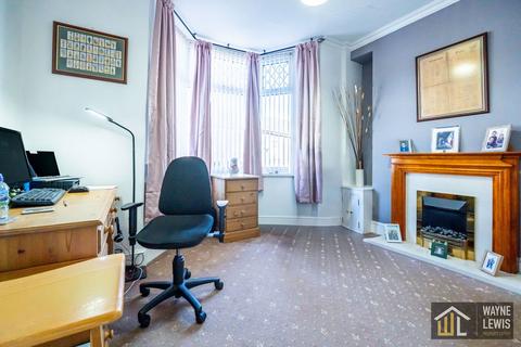 2 bedroom end of terrace house for sale, Coedpenmaen Road, Pontypridd, CF37 4LR