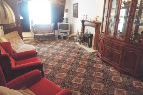 4 bedroom detached house for sale, 116 Stanbury Road