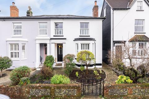 Howard Road, Dorking
