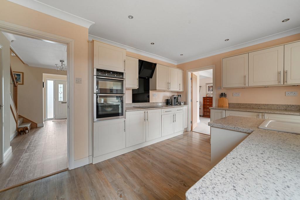 Sunny Mead-kitchen (3)