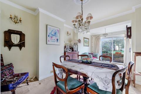 undefined, Downend, Shooters Hill