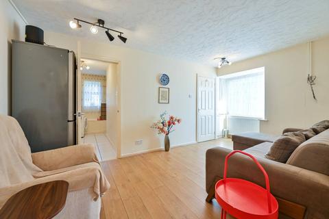 Rossetti Road, South Bermondsey, London, SE16