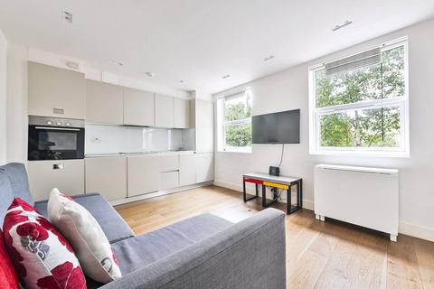 Uxbridge Road, Shepherd's Bush, London, W12