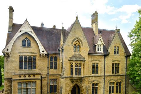 Office to rent, Evesham Rd Bishops Cleeve GL52 8XX