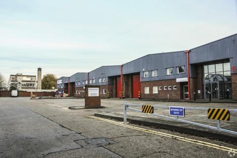 Warehouse to rent, Tudor Rd Harrow HA3 5ZZ